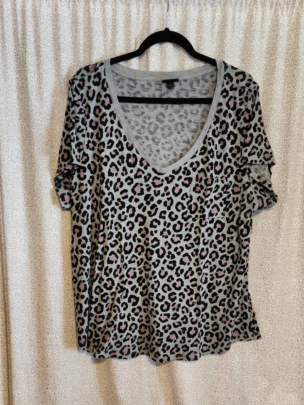 torrid Gray Leopard V-Neck Tee with Pink Spots